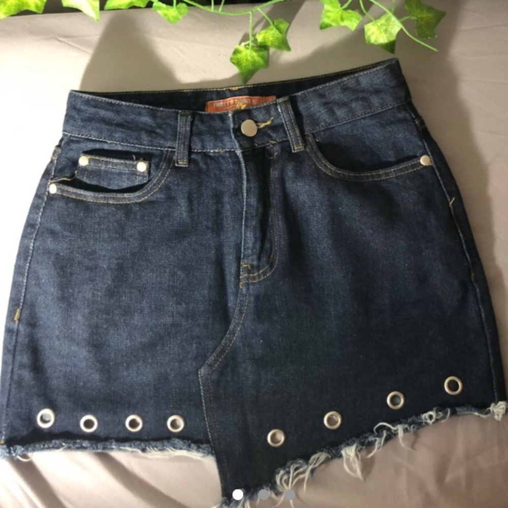 ASYMMETRIC DENIM MINI SKIRT